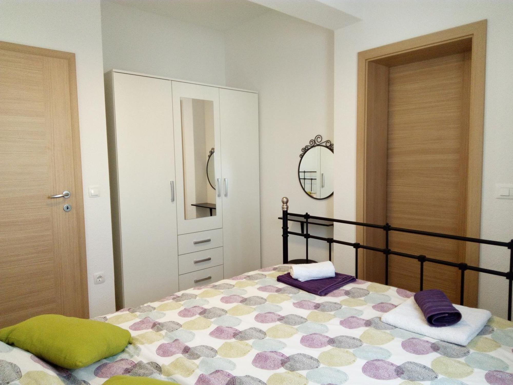 Apartments Medvid Trogir Ngoại thất bức ảnh
