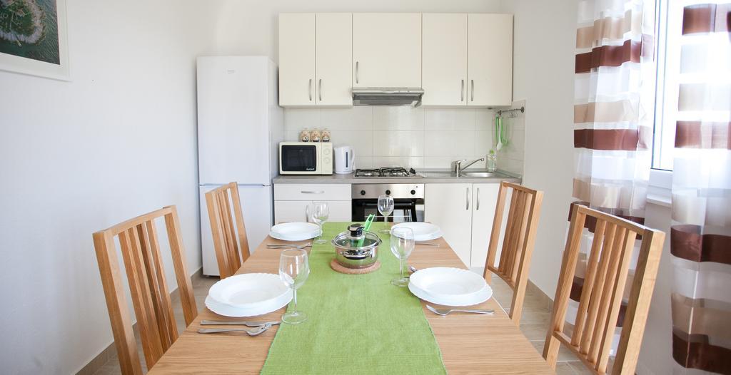 Apartments Medvid Trogir Phòng bức ảnh