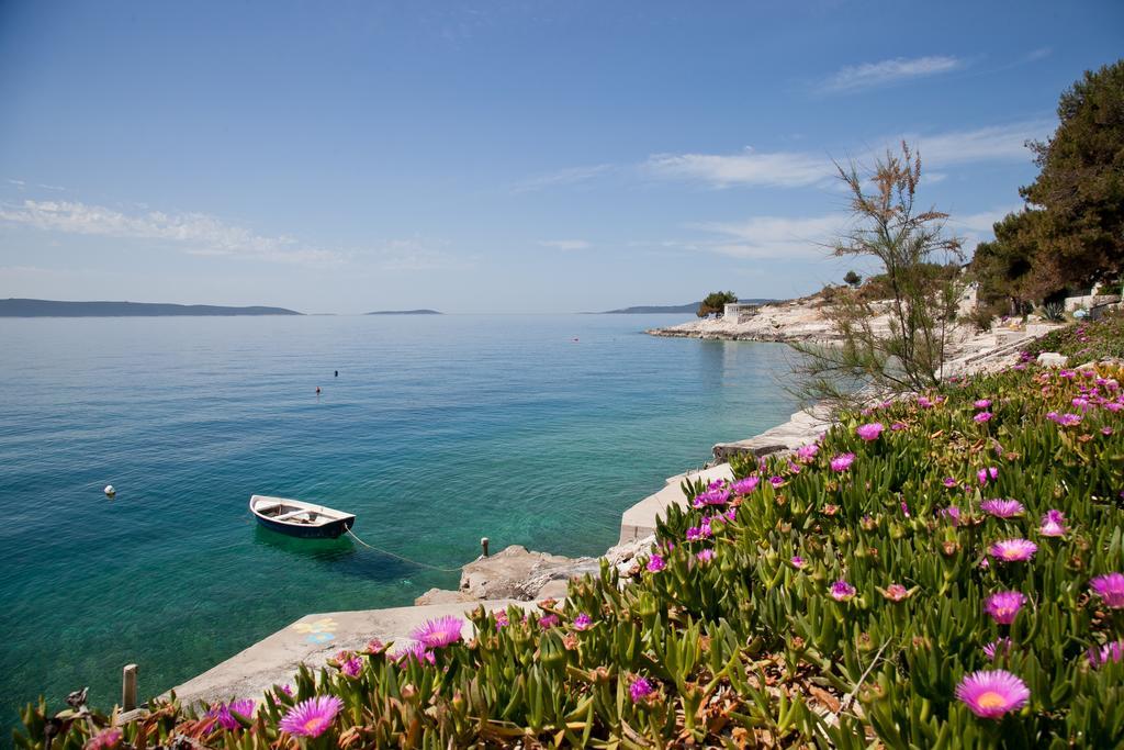 Apartments Medvid Trogir Ngoại thất bức ảnh